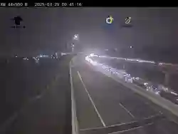 Malam Puncak Arus Mudik, Tol MBZ dan Sejumlah Titik Tol Cikampek Padat